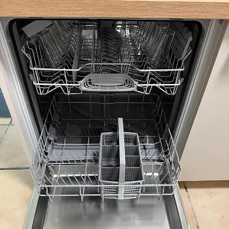 Monteurwohnung Mit Balkon Und Parkplatz Apartmán *