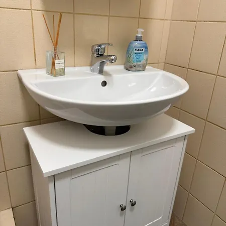 Monteurwohnung Mit Balkon Und Parkplatz * Lünen